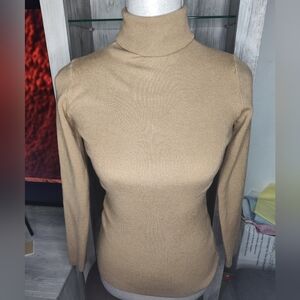Verafied New York Women's Tan Turtleneck Sweater SZ Small